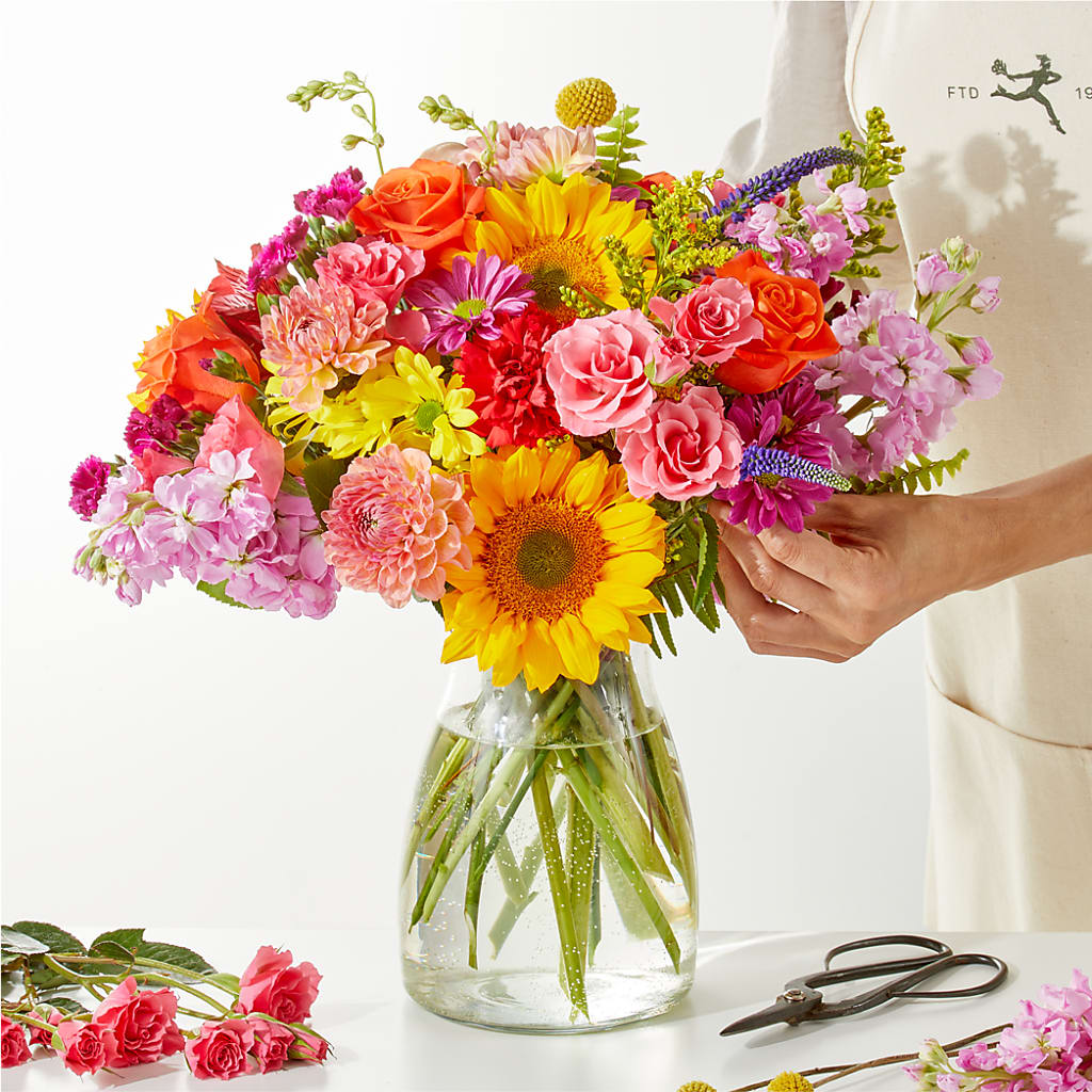 Cue the Confetti - A Florist Original – Karnation Korner Florist, Dunedin FL