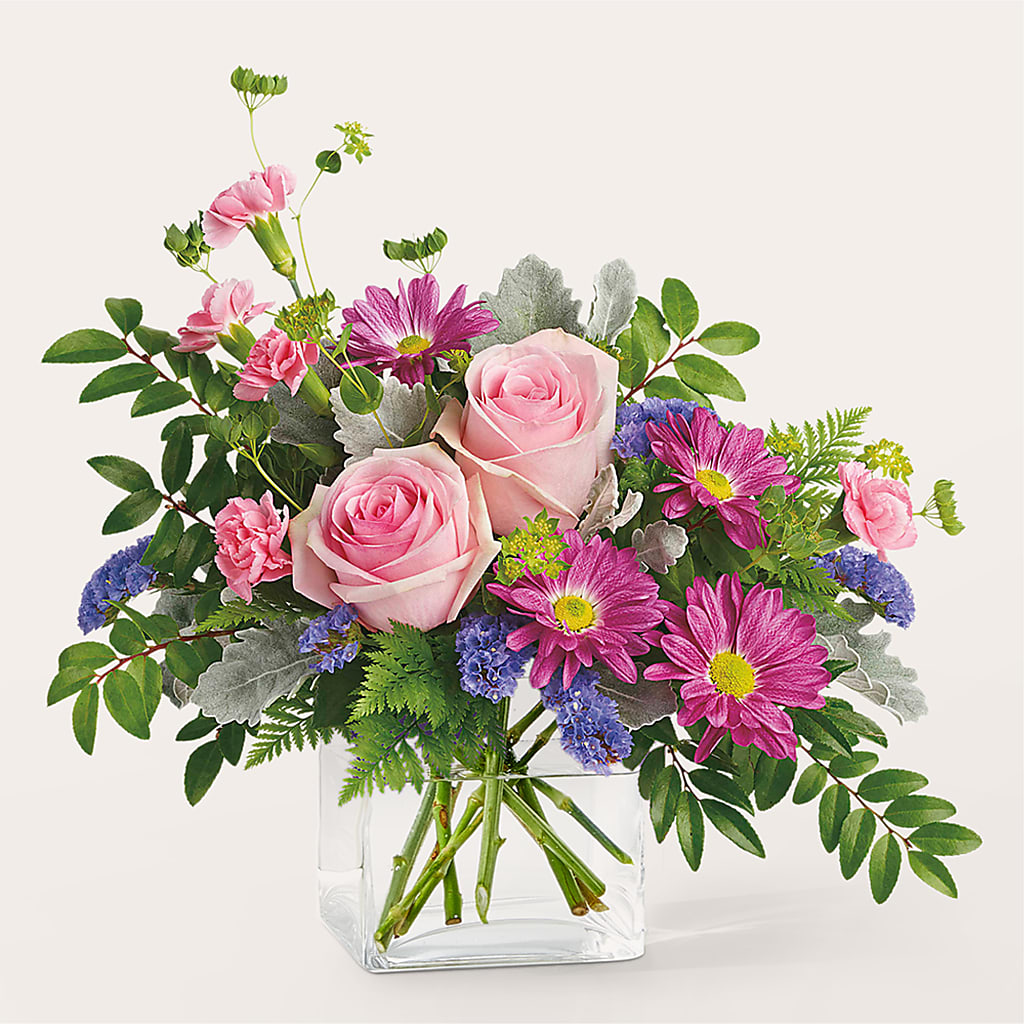 Starlet Bouquet – Karnation Korner Florist, Dunedin FL