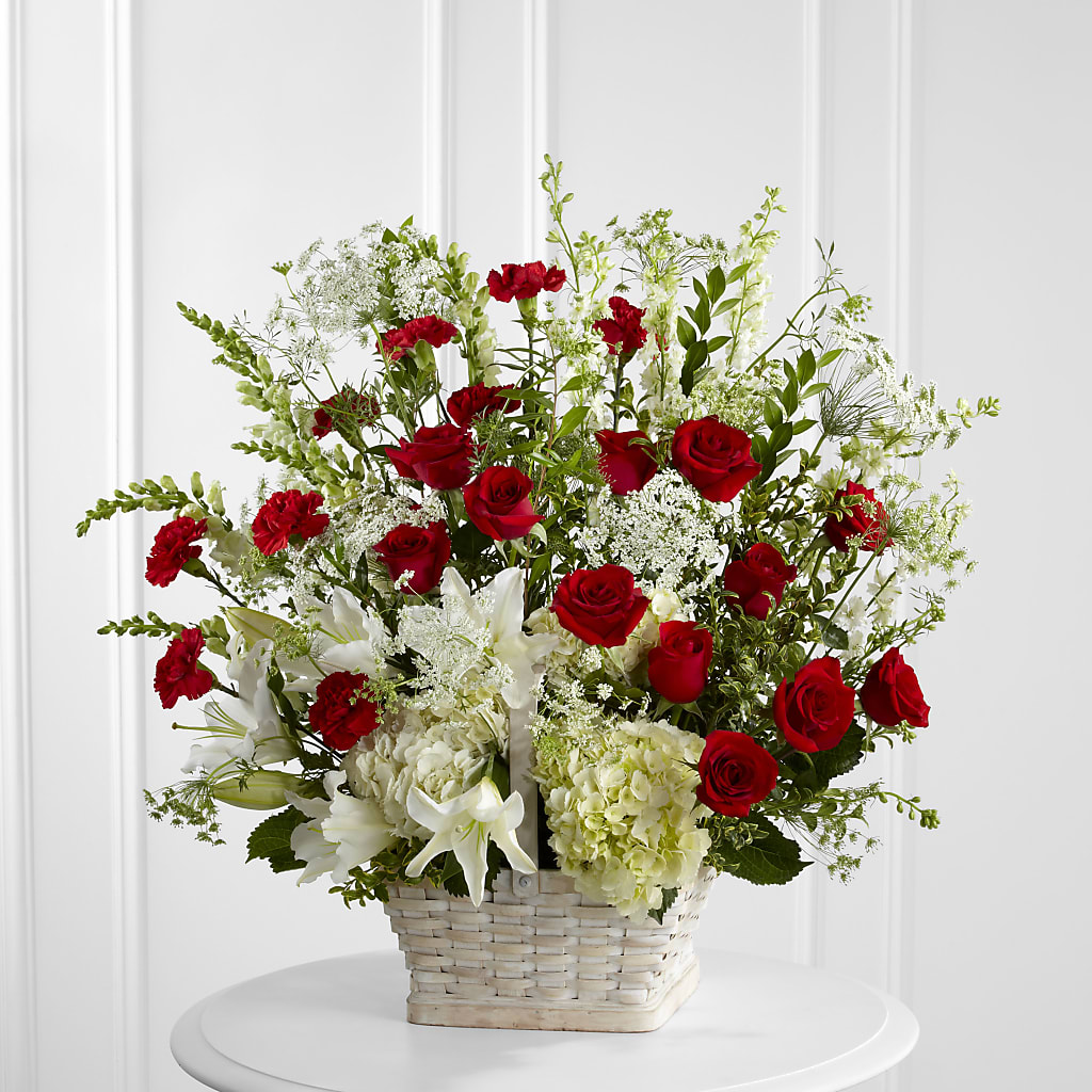 In Loving Memory Arrangement – Karnation Korner Florist, Dunedin FL