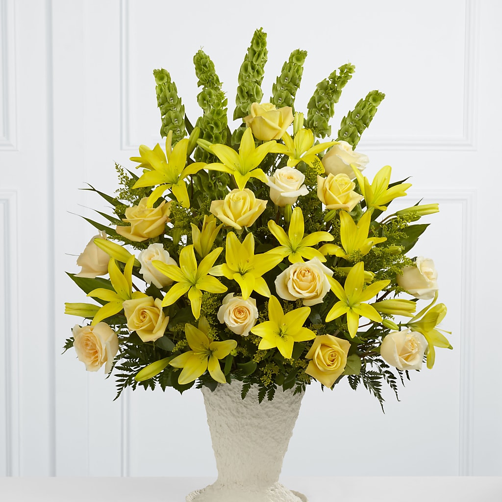 Golden Memories Arrangement – Karnation Korner Florist, Dunedin FL