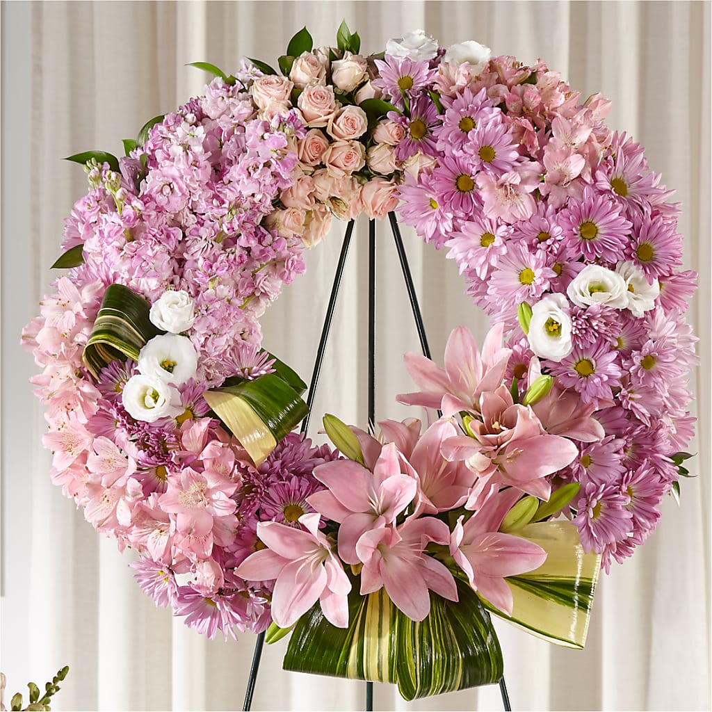 Gift of Warmth Wreath – Karnation Korner Florist, Dunedin FL