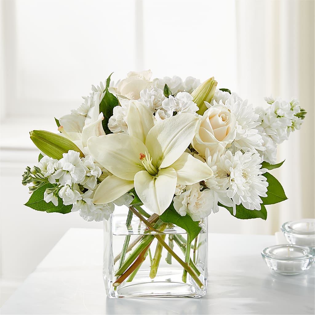 Gentle Breeze Bouquet – Karnation Korner Florist, Dunedin FL