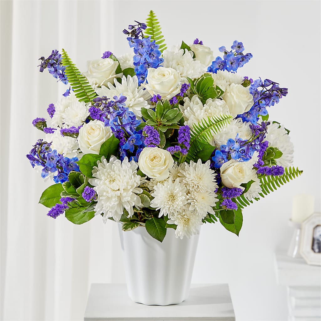 Hold Dear Tabletop Basket – Karnation Korner Florist, Dunedin FL