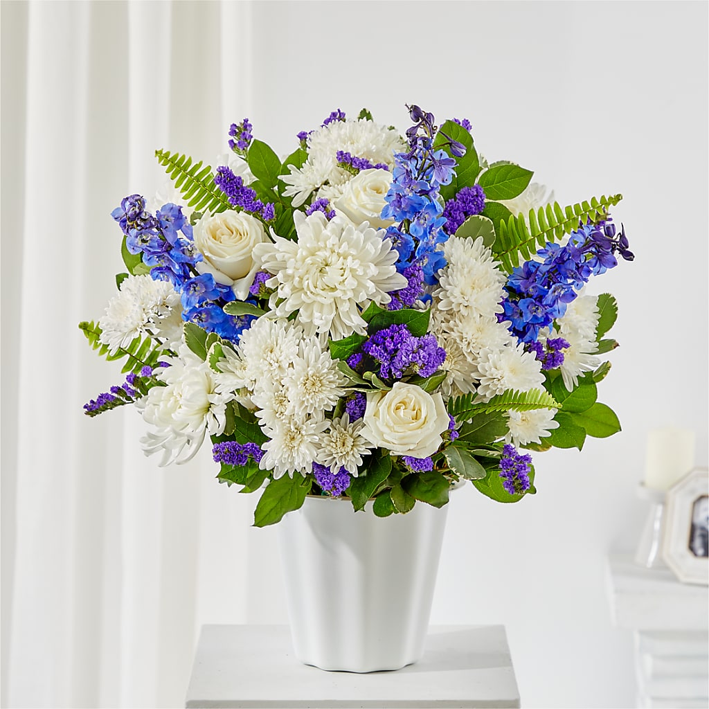 Hold Dear Tabletop Basket – Karnation Korner Florist, Dunedin FL