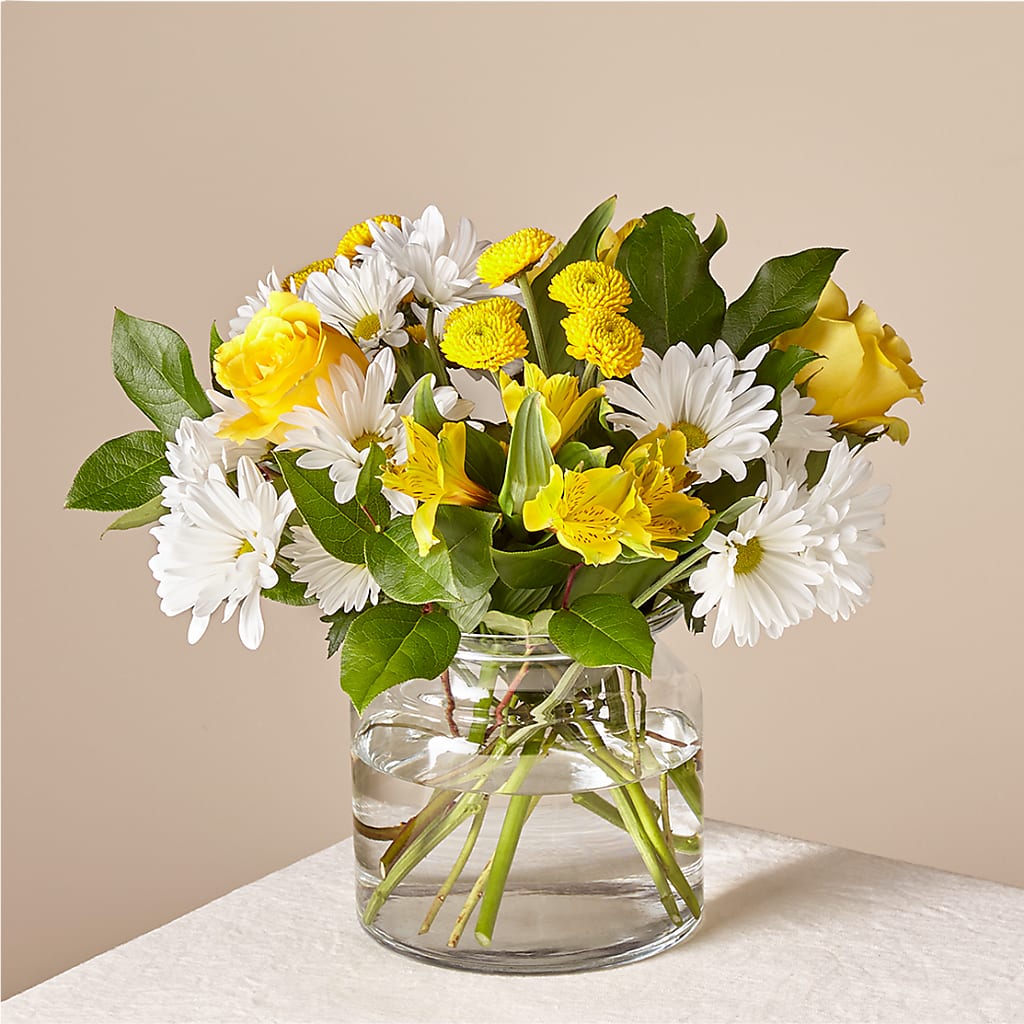 Sunny Sentiments Bouquet – Karnation Korner Florist, Dunedin FL