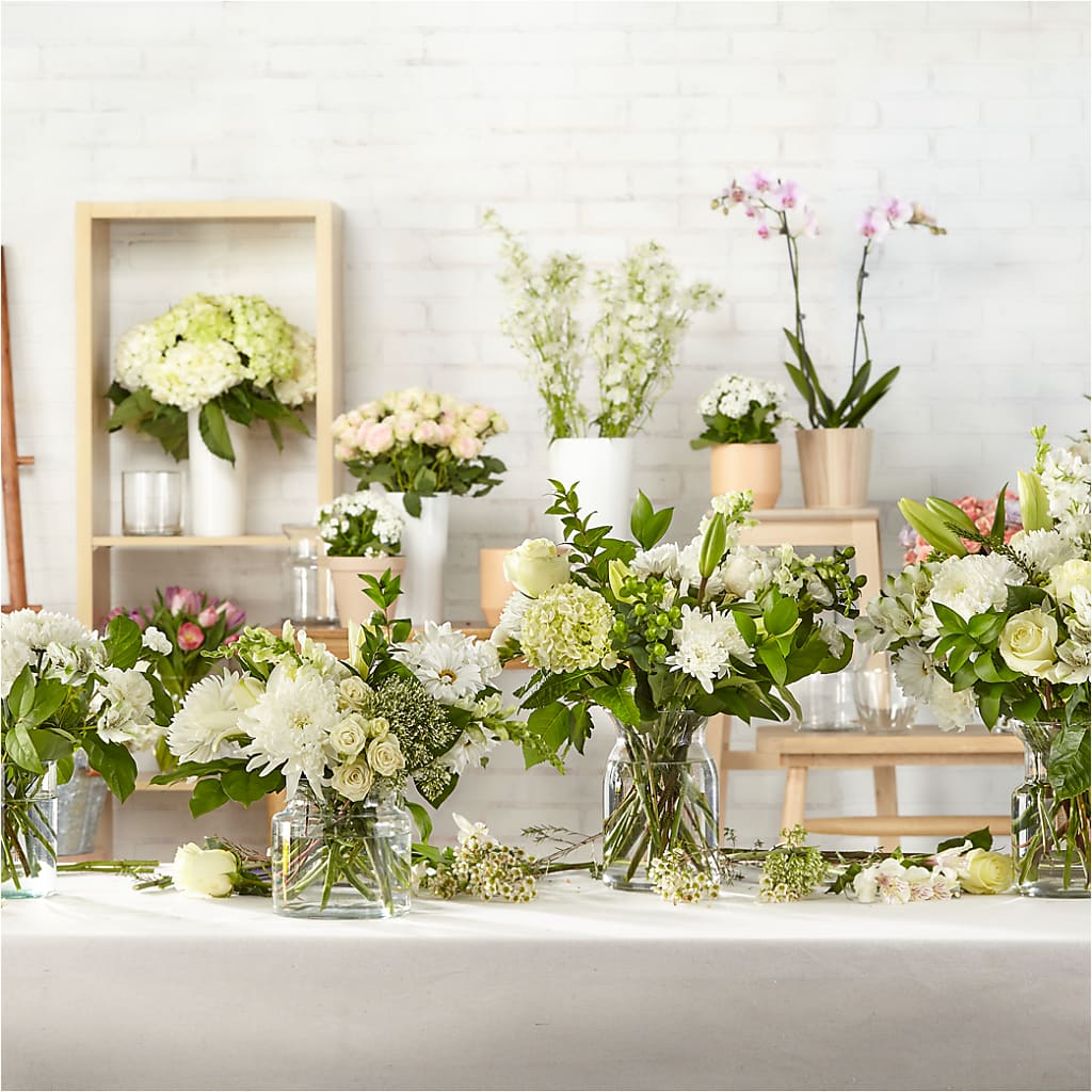 Classic Ivory – A Florist Original – Karnation Korner Florist, Dunedin FL