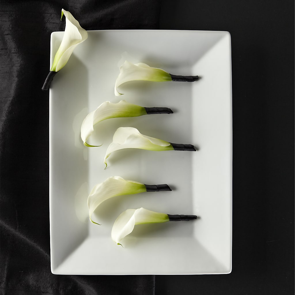 Calla Lily Promise Boutonniere – Karnation Korner Florist, Dunedin FL