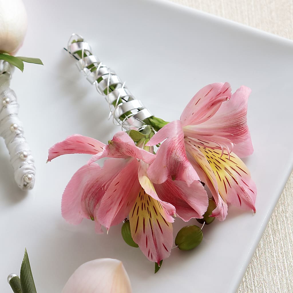 Pink Peruvian Lily Boutonniere – Karnation Korner Florist, Dunedin FL