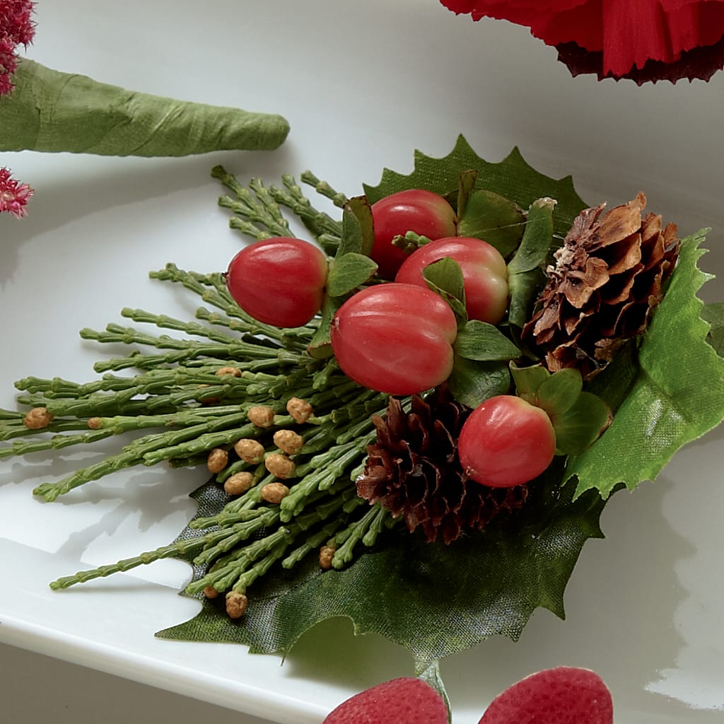 Red Berry Boutonniere – Karnation Korner Florist, Dunedin FL