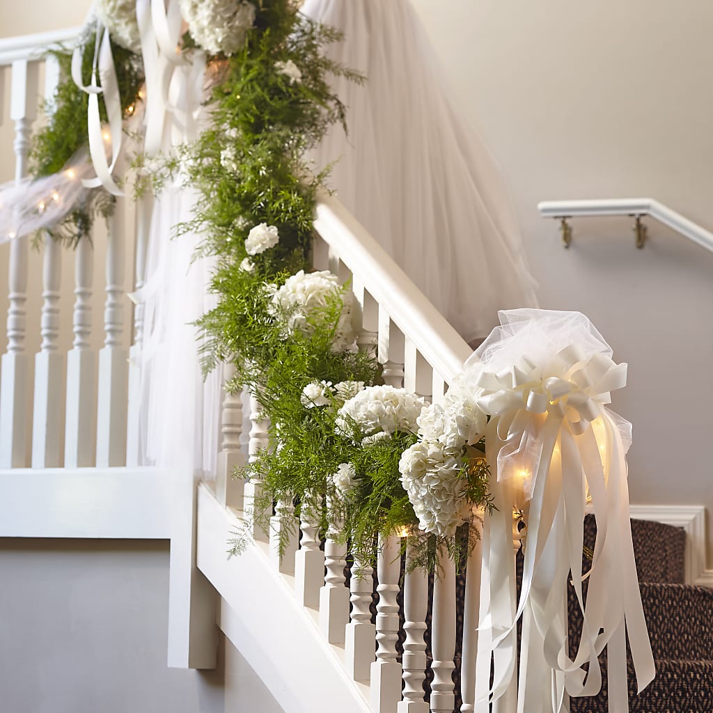 Champagne Dreams Garland – Karnation Korner Florist, Dunedin FL