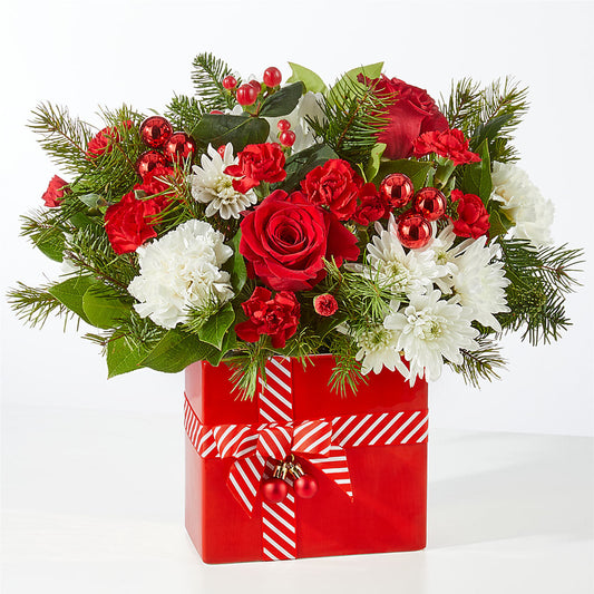Presents Under the Tree Bouquet –  Karnation Korner Florist, Dunedin FL