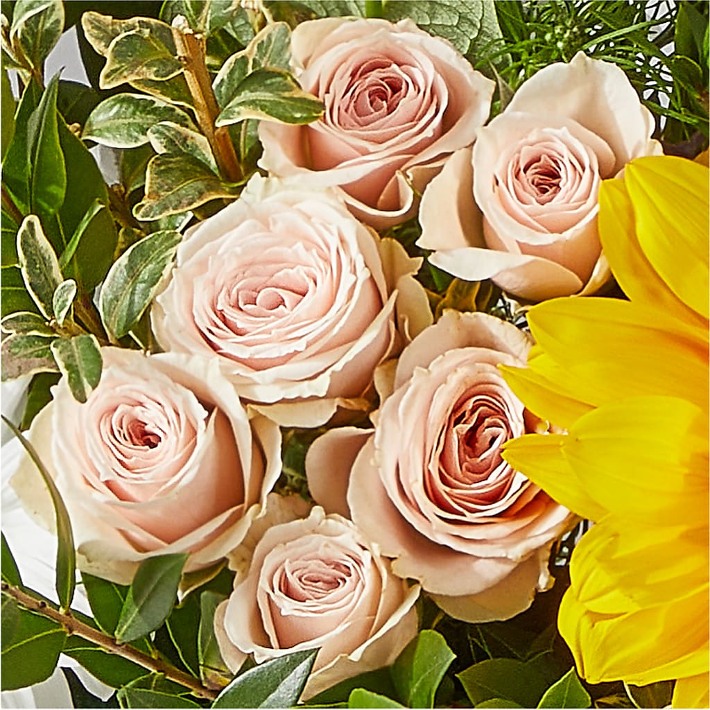 The Good Life Bouquet –  Karnation Korner Florist, Dunedin FL
