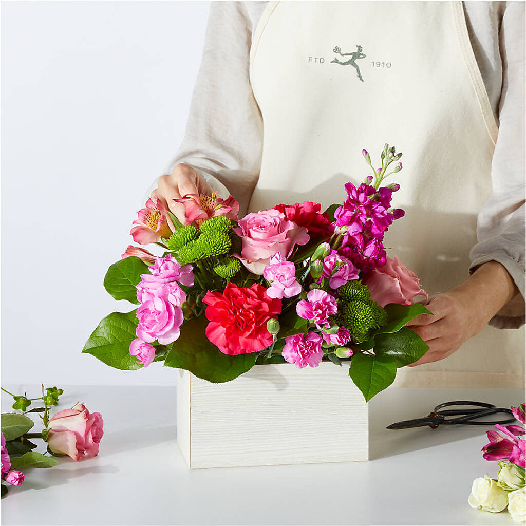 Sweetberry Box – A Florist Original –  Karnation Korner Florist, Dunedin FL
