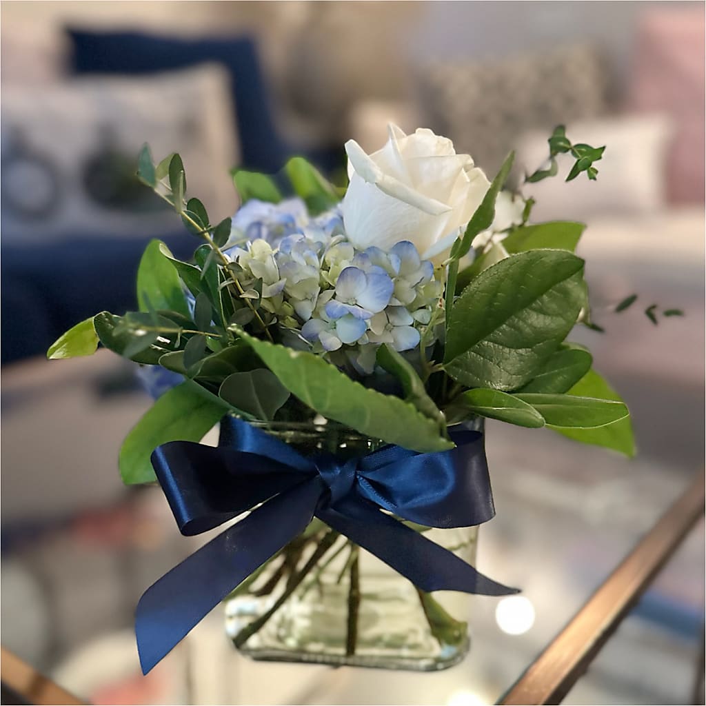Sky Blue Delight Bouquet –  Karnation Korner Florist, Dunedin FL