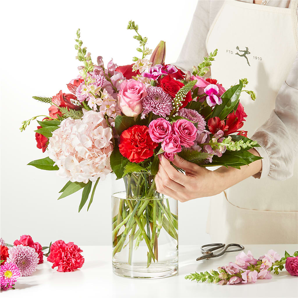 Swooning Over You - A Luxury Florist Original –  Karnation Korner Florist, Dunedin FL