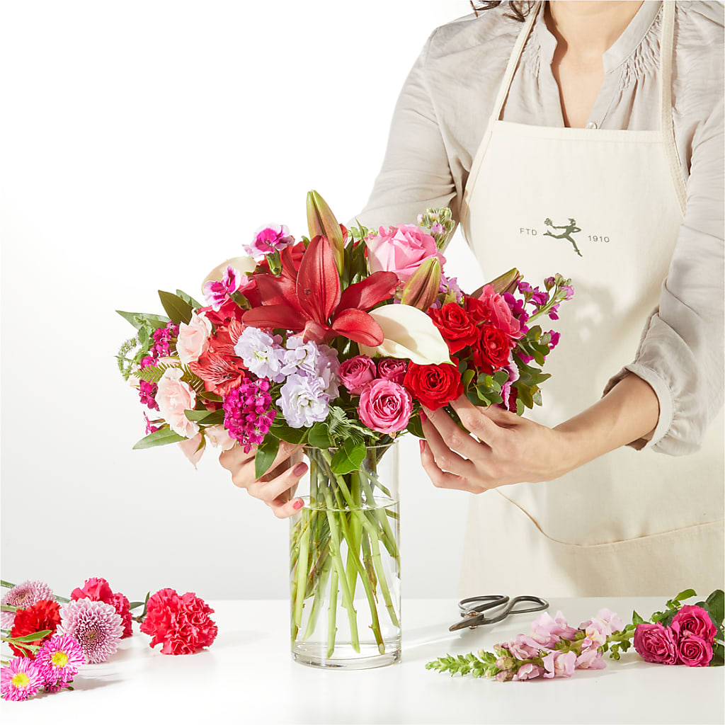Swooning Over You - A Luxury Florist Original –  Karnation Korner Florist, Dunedin FL