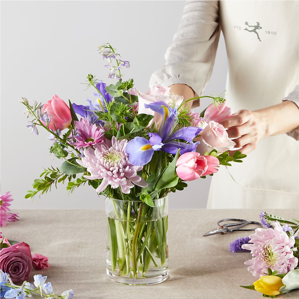 Pastel Tradition - A Florist Original –  Karnation Korner Florist, Dunedin FL