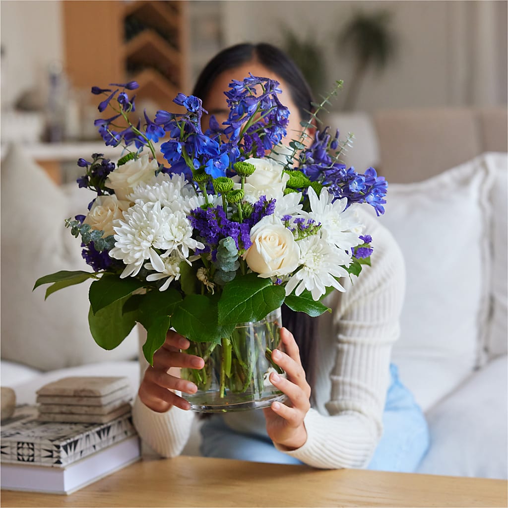 Cerulean Waves Bouquet –  Karnation Korner Florist, Dunedin FL