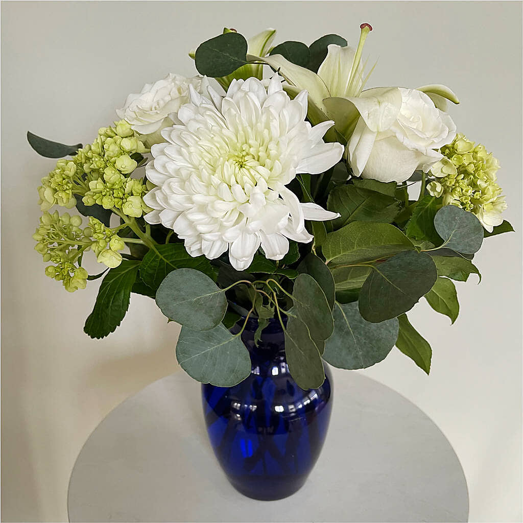 Snowy Dreams Bouquet –  Karnation Korner Florist, Dunedin FL