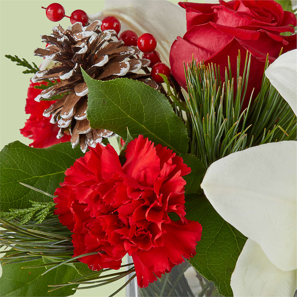 Glistening Icicles Bouquet –  Karnation Korner Florist, Dunedin FL