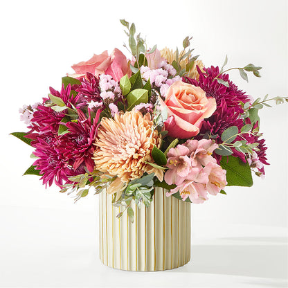 Berry Cobbler Bouquet with Ivory Vase –  Karnation Korner Florist, Dunedin FL