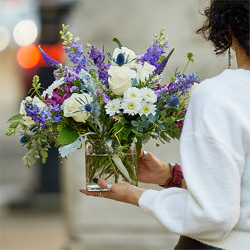 Shooting Star Bouquet –  Karnation Korner Florist, Dunedin FL
