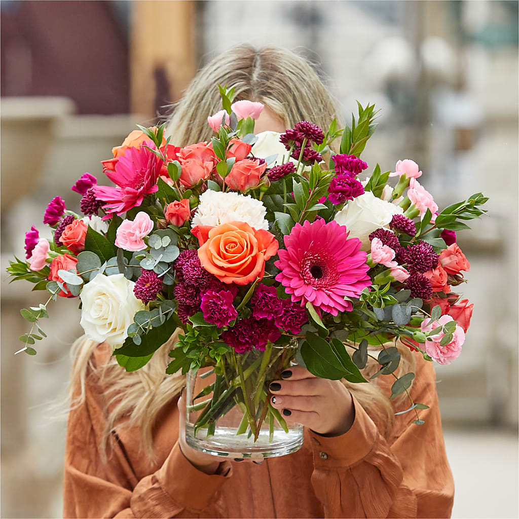 Smell the Roses Bouquet –  Karnation Korner Florist, Dunedin FL